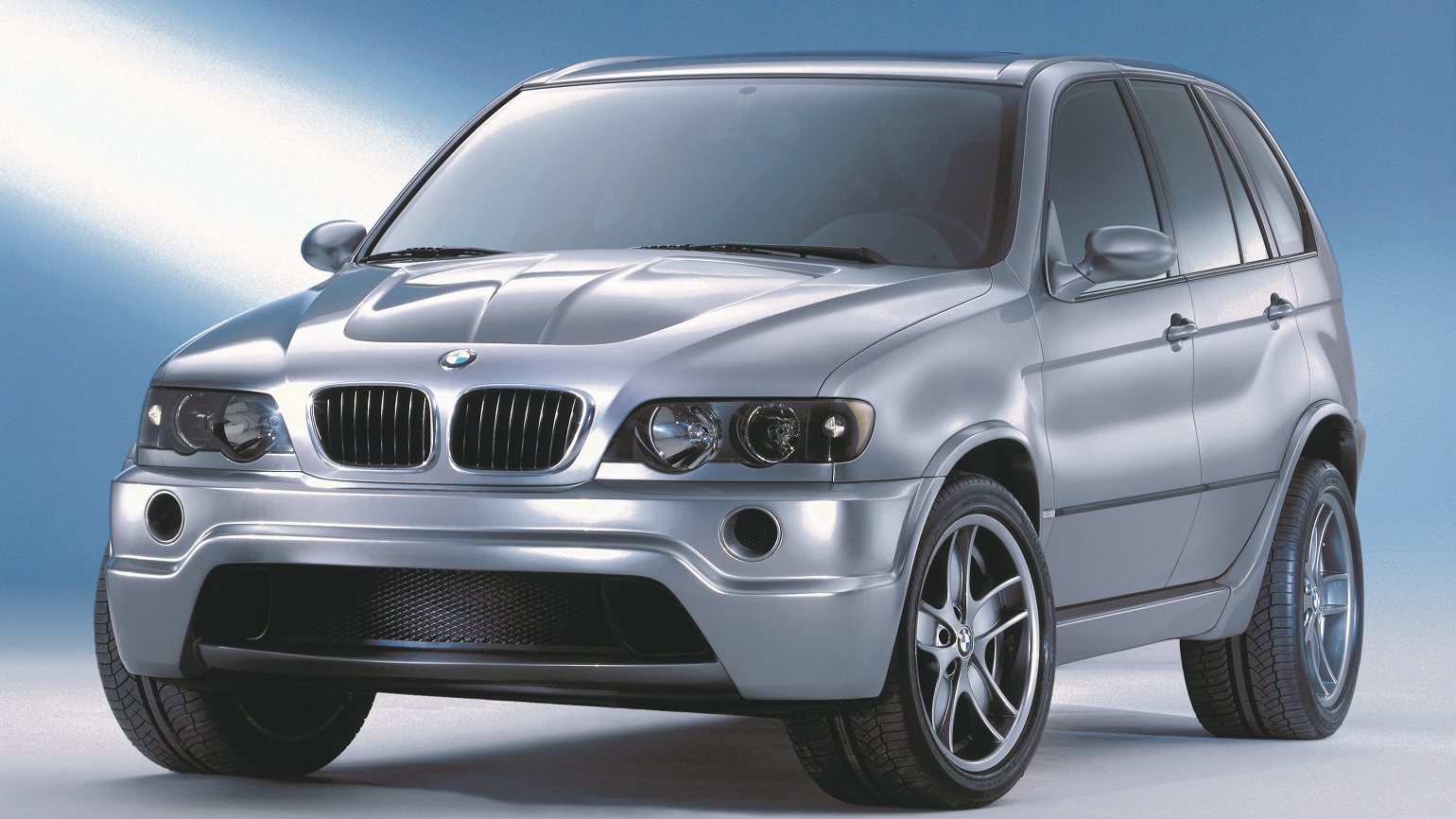 Bmw x5 v12