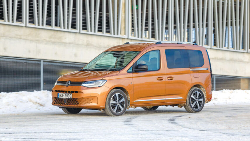 Volkswagen Caddy näeb moodne välja, on väga hea varustusega ning sõiduautolikult mugav. Foto: Pille Russi