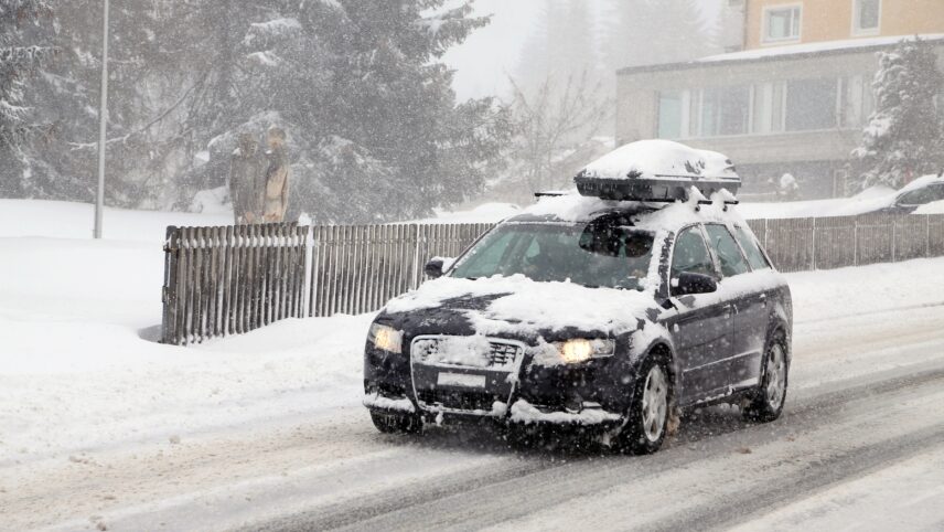 Transpordiamet hoiatab: lumi ja lörts on muutnud teeolud väga keeruliseks thumbnail
