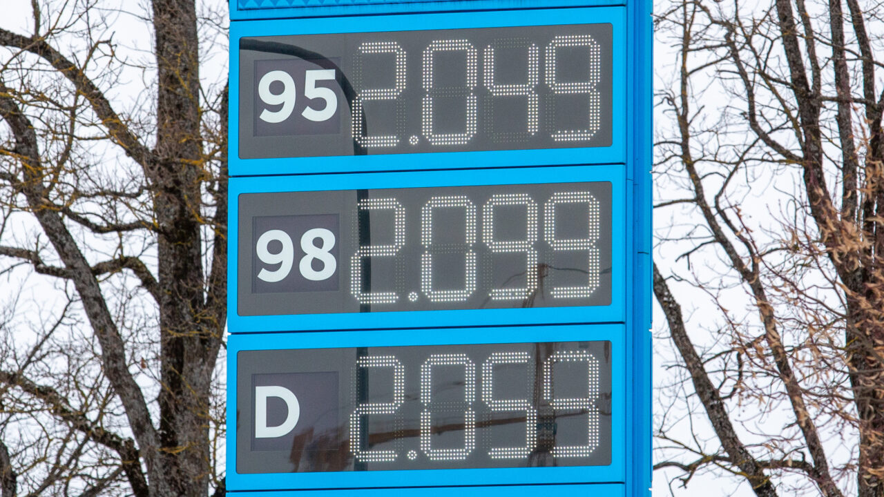 Õliühing: kütuseturg lõpetas möödunud aasta langusnumbritega
