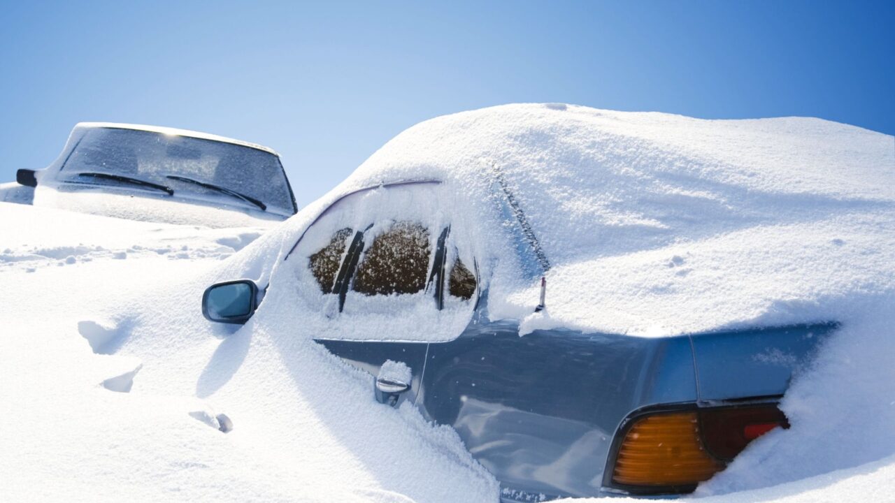 Mis juhtub autoga, kui see talveks õue seisma jätta?