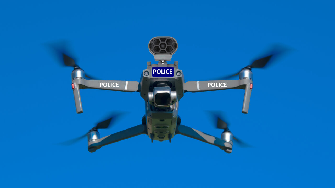 Tulevik? Suurbritannia politsei kasutab droone, et kiirust ületavaid mootorrattureid püüda