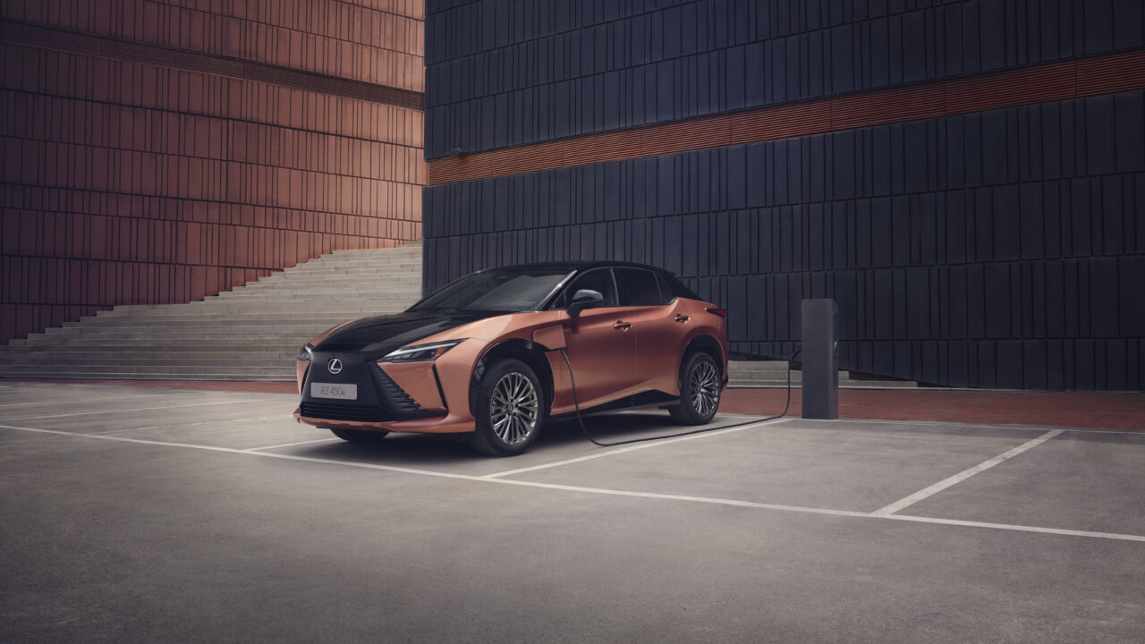 Lexus esitleb – auto, mis on algusest peale ehitatud elektrilisena!