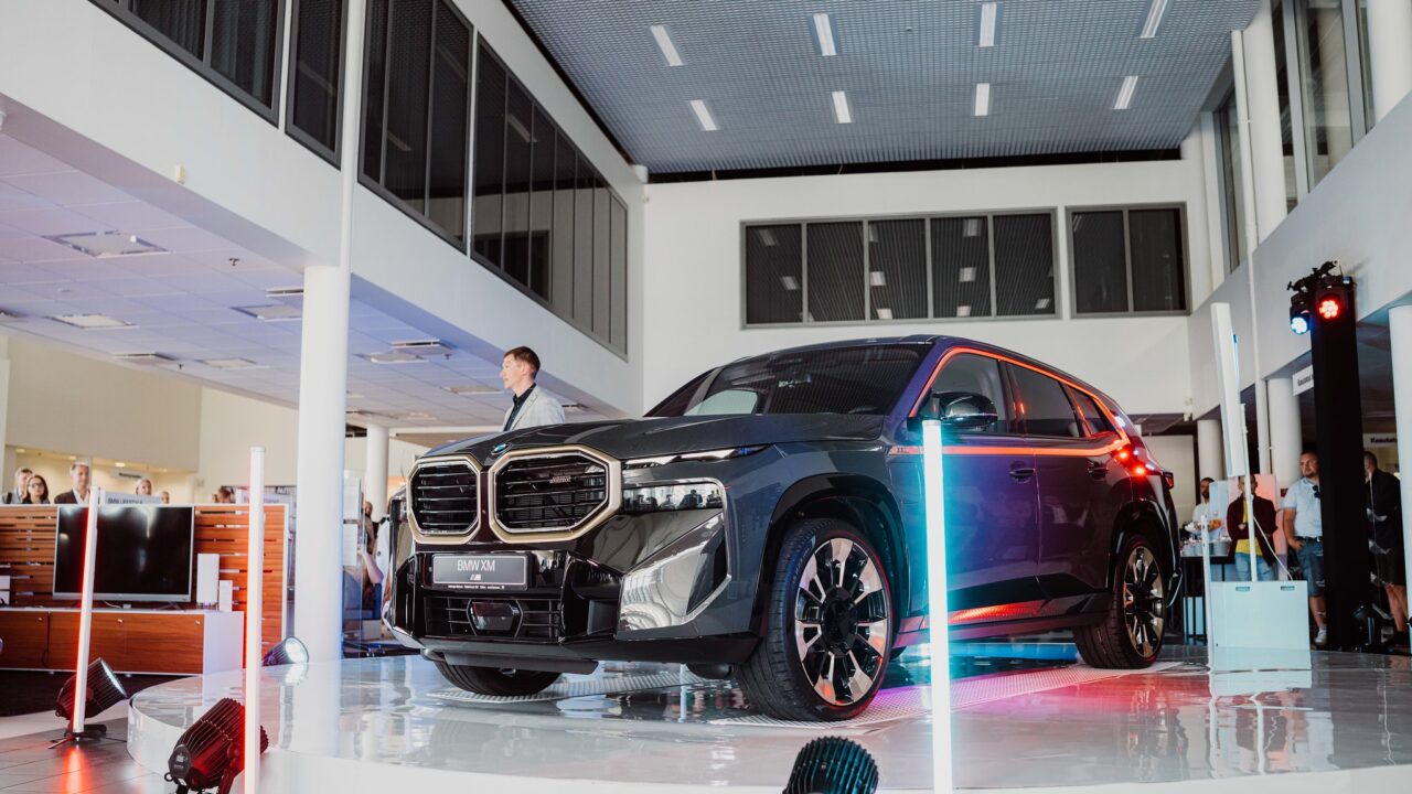 Galerii: BMW M-divisjoni võimas sportmaastur XM jõudis lõpuks Eestisse