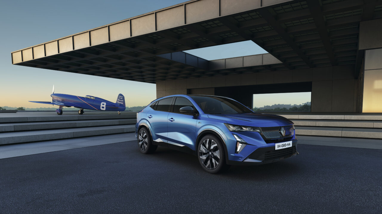 Galerii: Renault esitles uut kupeeliku kerega maasturit Rafale