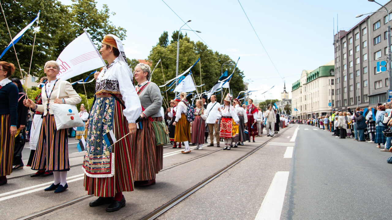 Viis soovitust Tallinnas liiklemiseks laulu- ja tantsupeo ajal