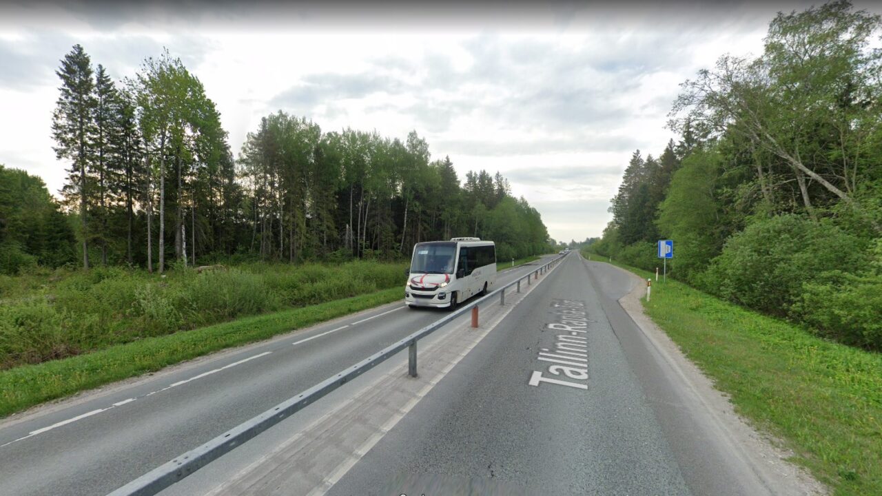 Tee keskpiirde paigaldamine Tallinna-Rapla maanteel mitmekordistas õnnetuste arvu thumbnail