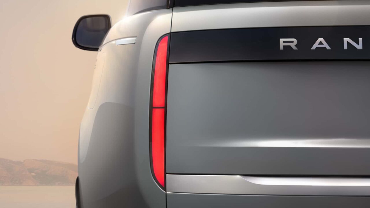 Range Rover avaldas natuke detaile saabuva elektrilise luksusmaasturi kohta
