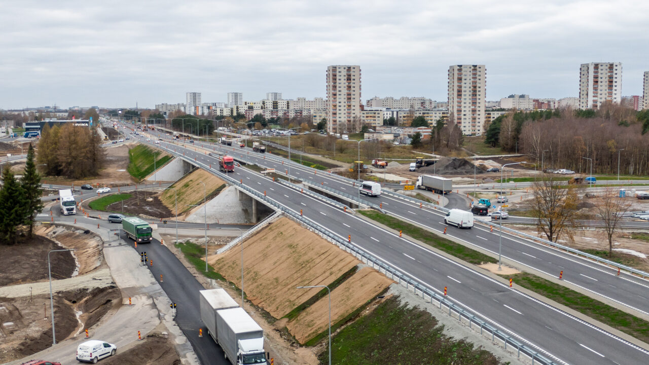 Tallinn hakkab viimaks Peterburi teed korrastama ja tõmbab piirkiiruse 40 km/h peale
