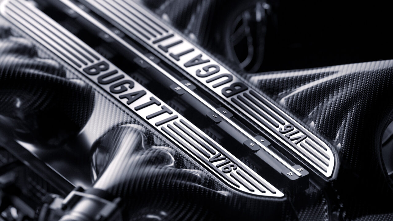 Video: Bugatti esitles uut V-16-mootorit, kuula kuidas see kõlab thumbnail