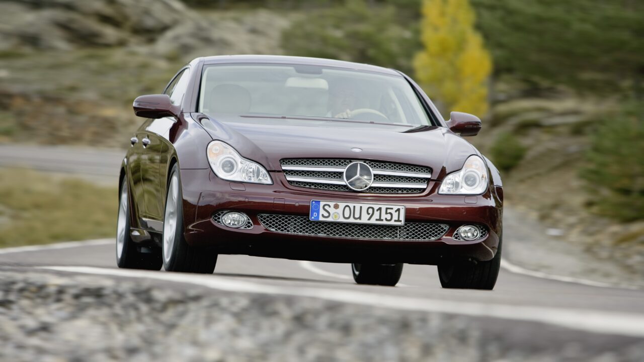 Kasutatud Mercedes-Benz CLS: esimene põlvkond on ilus, aga kallis pidada