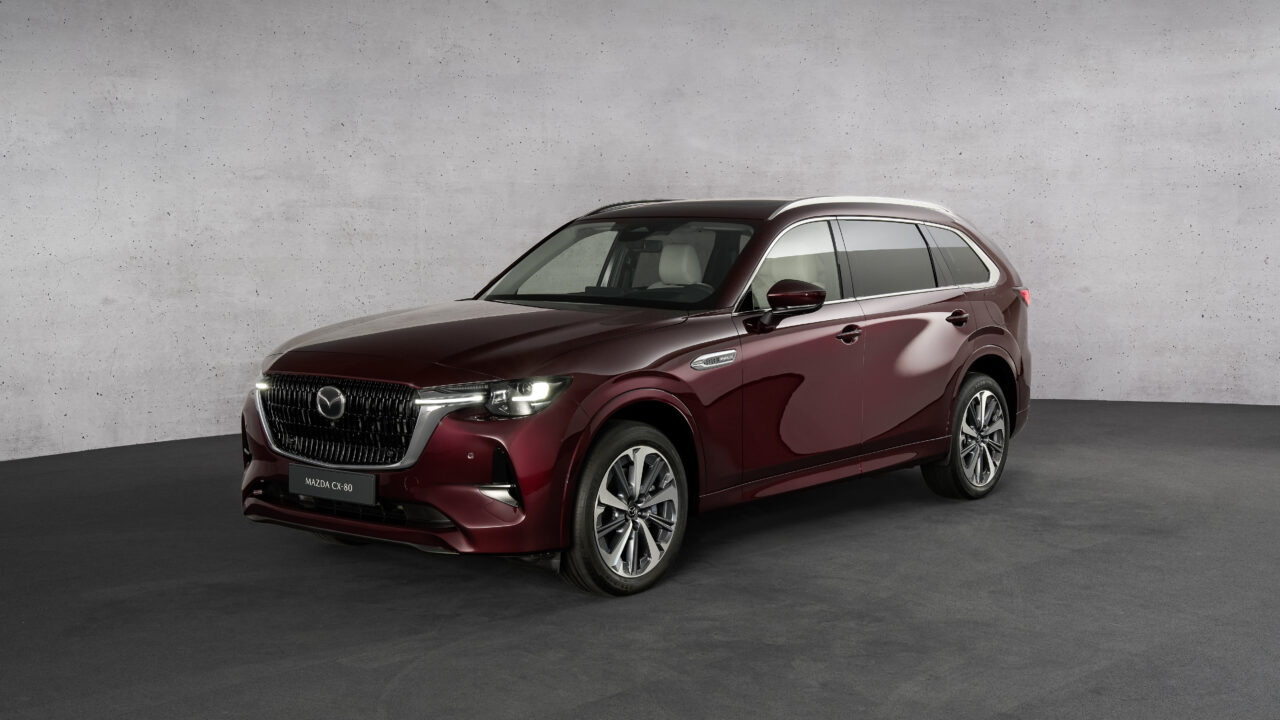 Mazda avalikustas uue lipulaeva, millega kavatsetakse luksusmarkide kandadele astuda