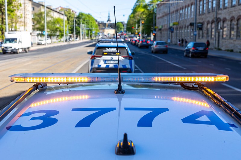 Politsei ja mupo kontrollivad Tallinnas ühissõidukiradadel sõitjaid