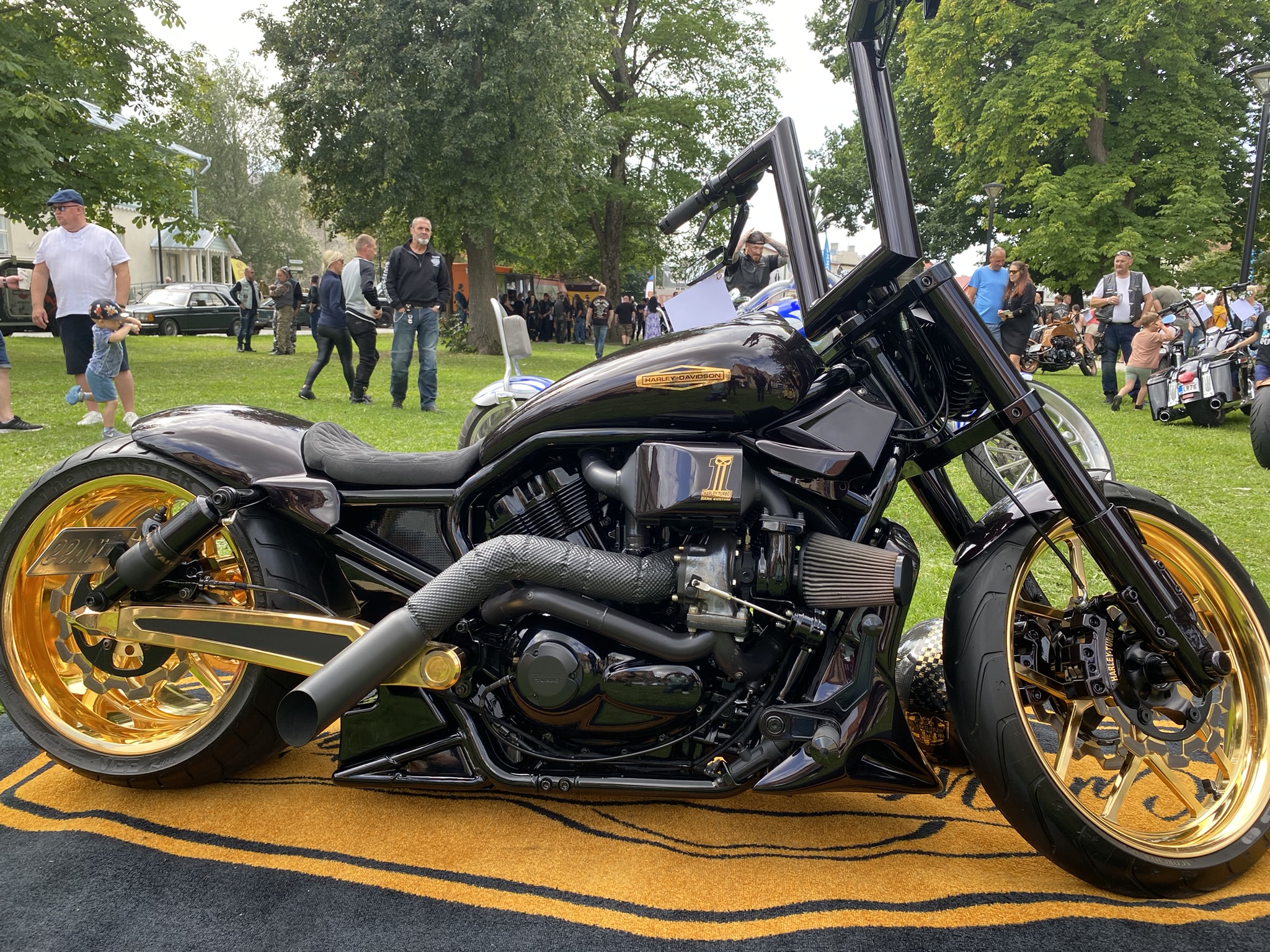 Galerii: Valge Daami Bike Show’ kuldsed, klassikalised ja haruldased